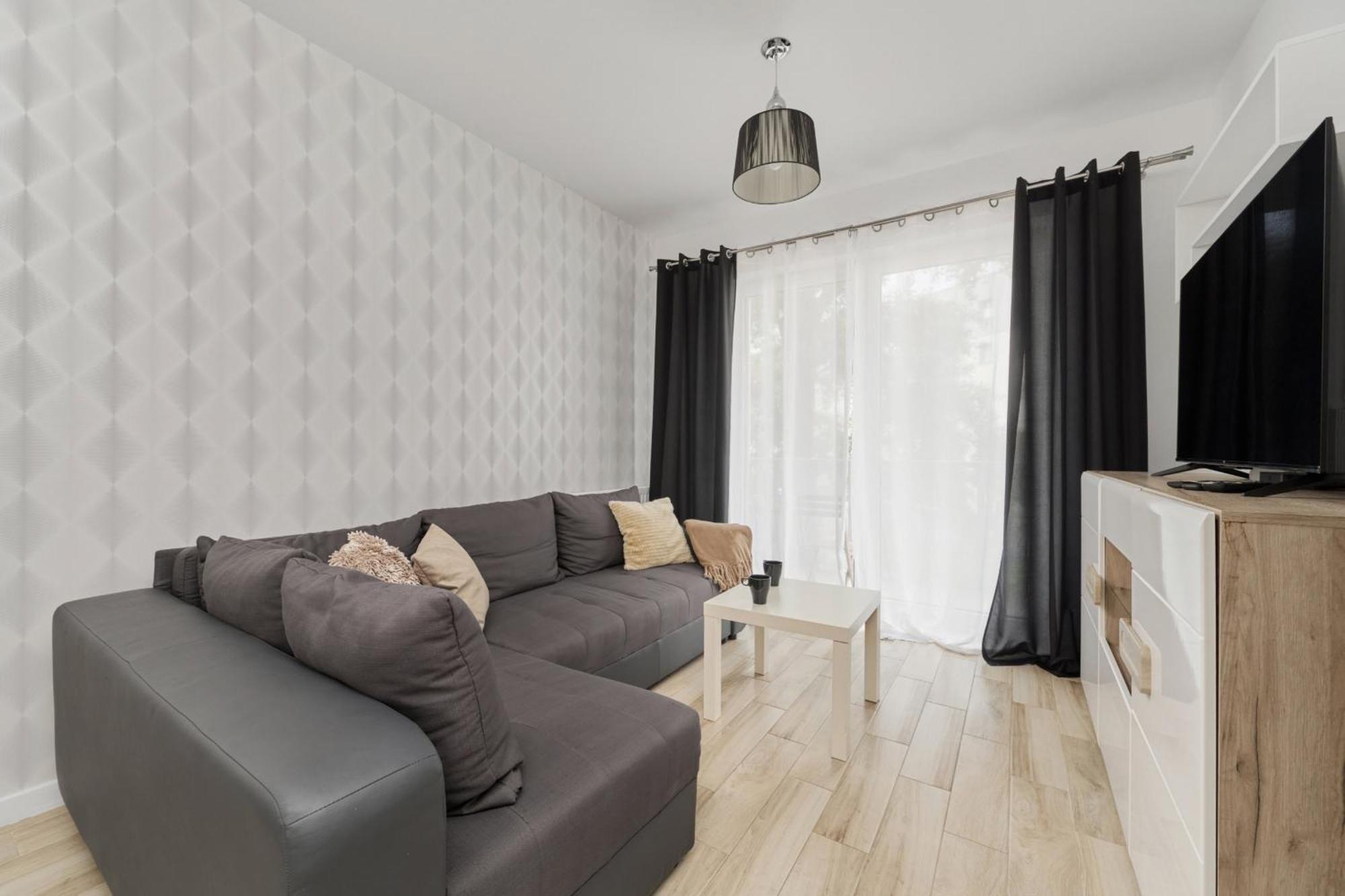 Apartment Quiet With Balcony Zakladowa By Renters