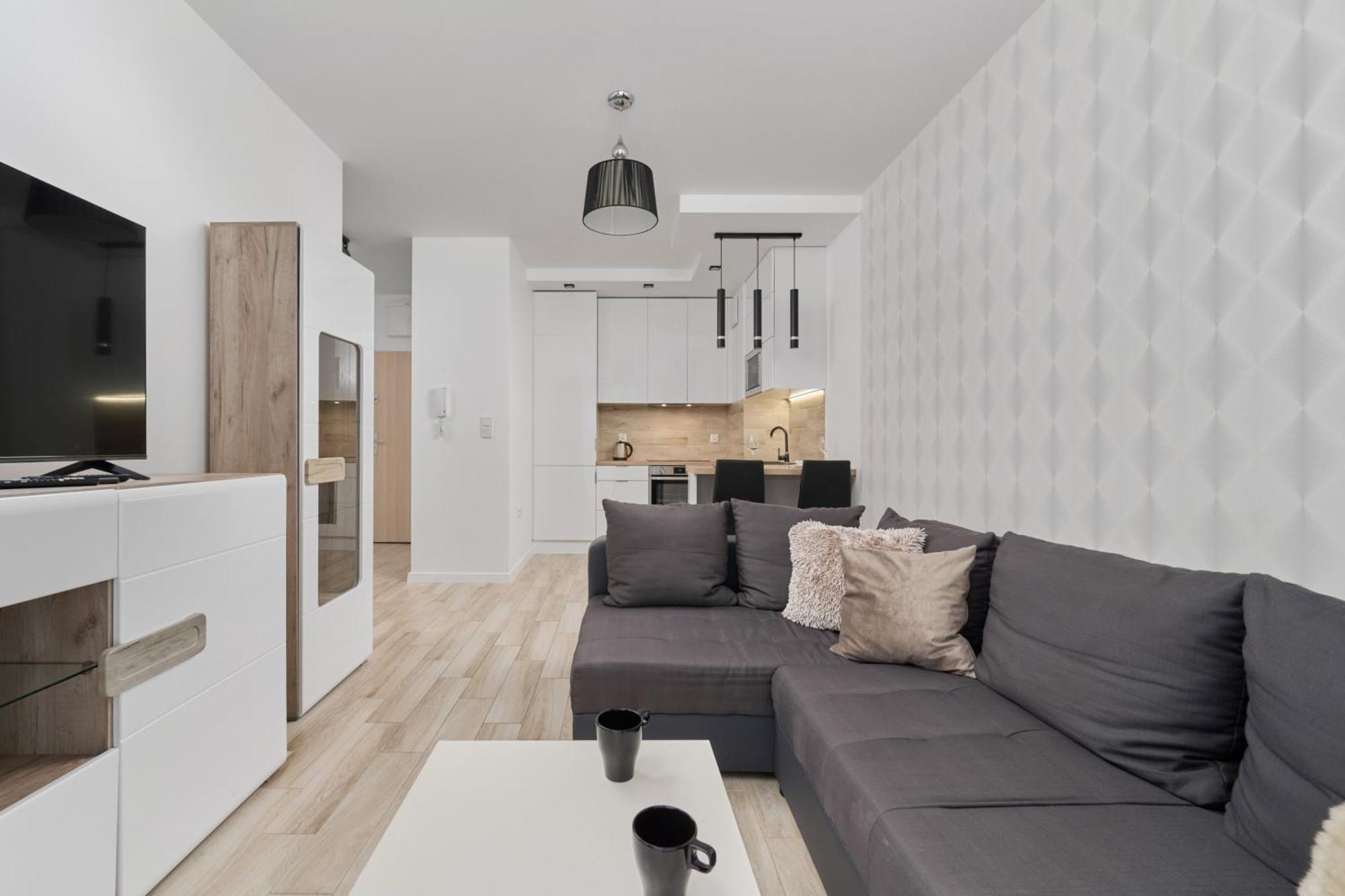 Apartment Quiet With Balcony Zakladowa By Renters *