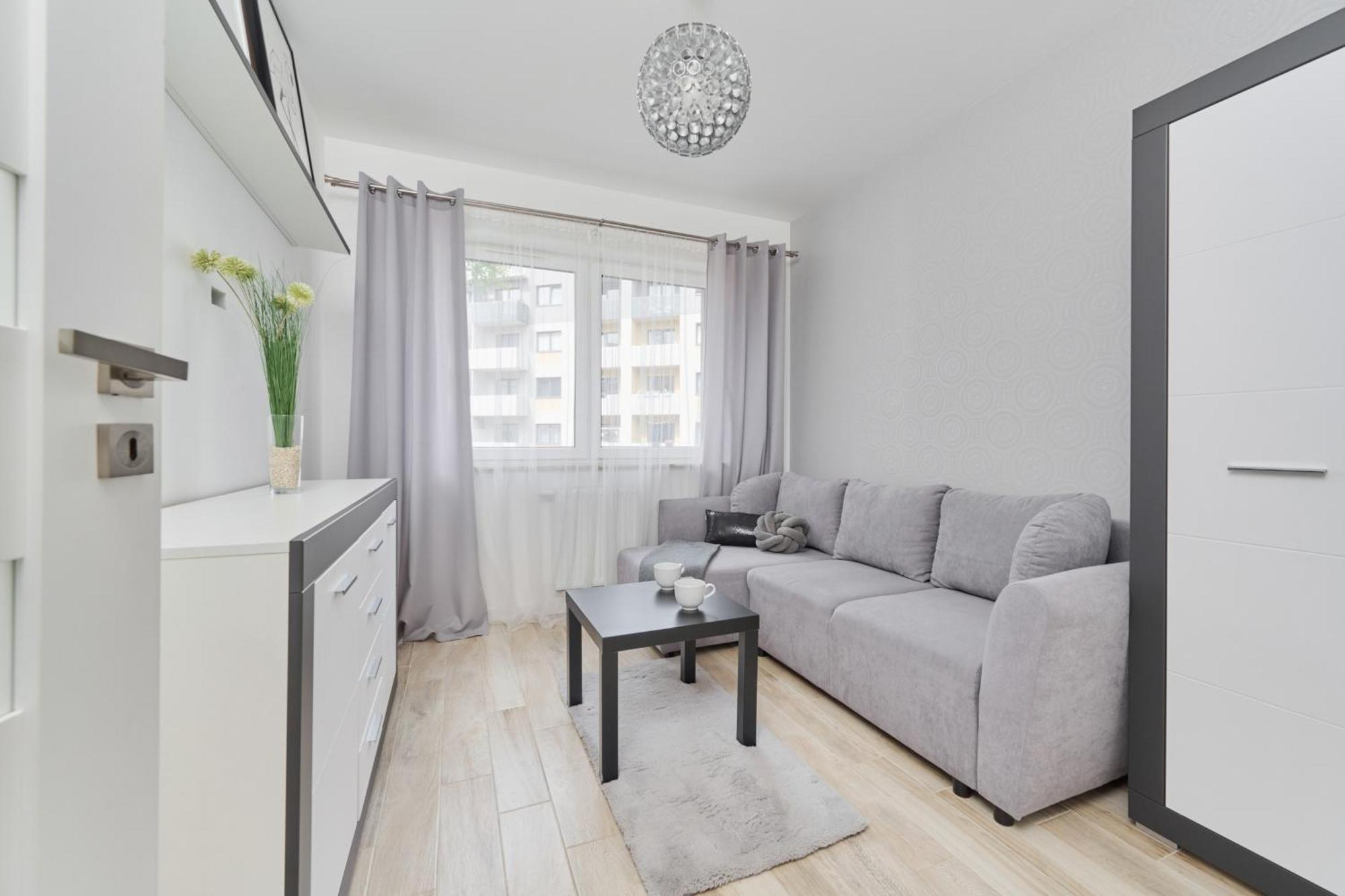 Quiet With Balcony Zakladowa By Renters *