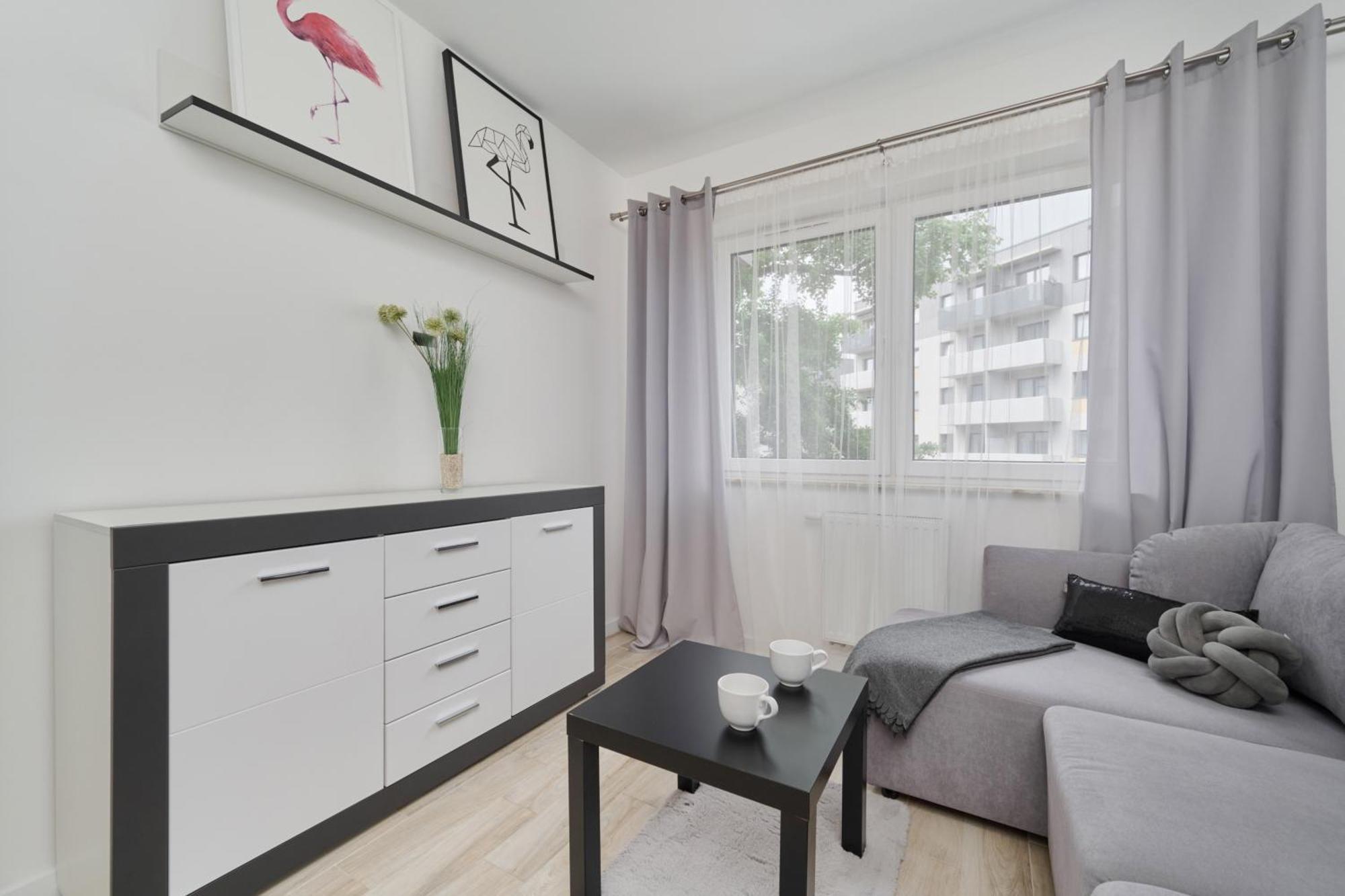 Quiet With Balcony Zakladowa By Renters * Wroclaw