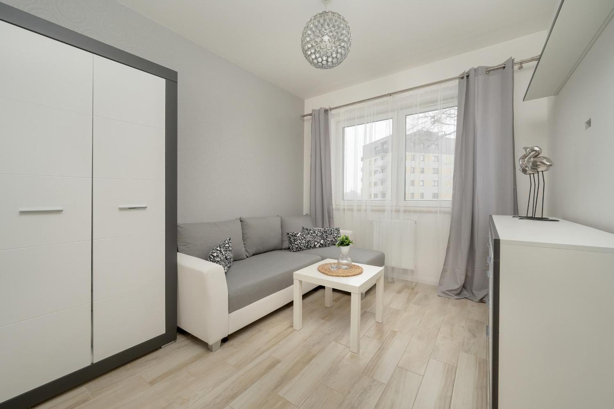 Quiet With Balcony Zakladowa By Renters Apartment