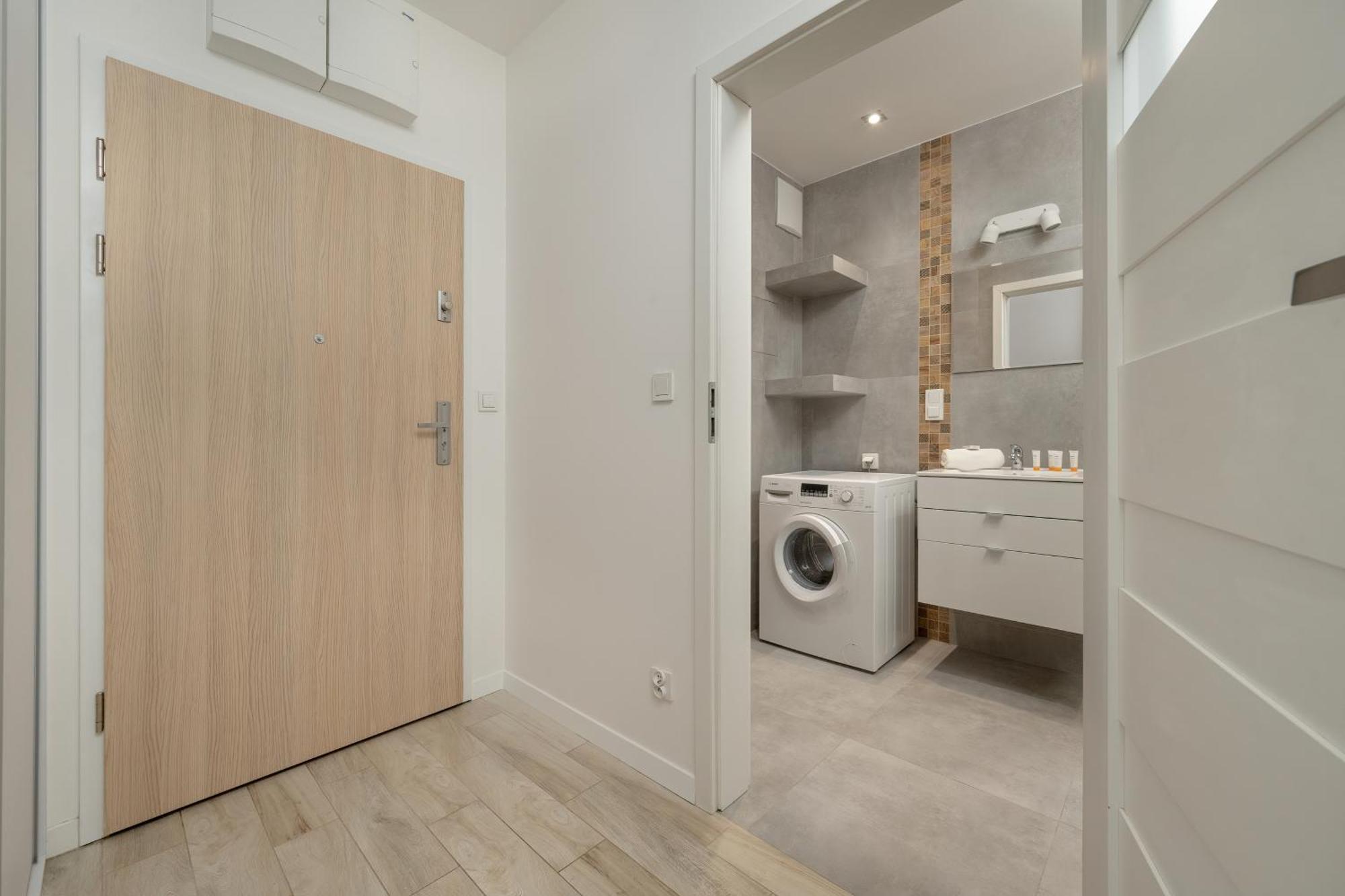 Apartment Quiet With Balcony Zakladowa By Renters