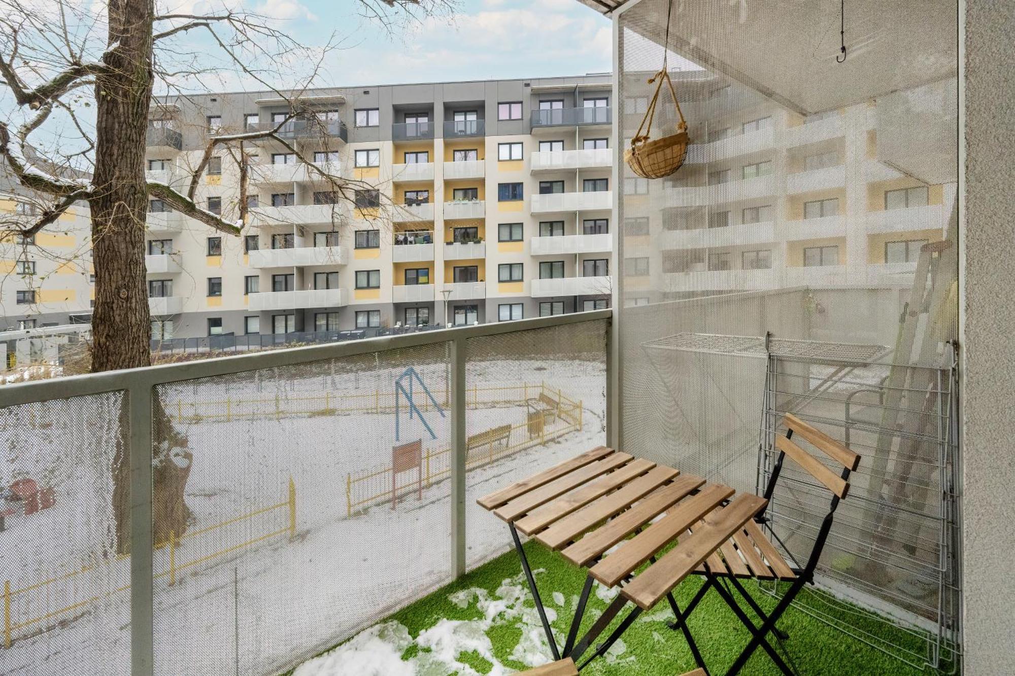 Apartment Quiet With Balcony Zakladowa By Renters Wroclaw